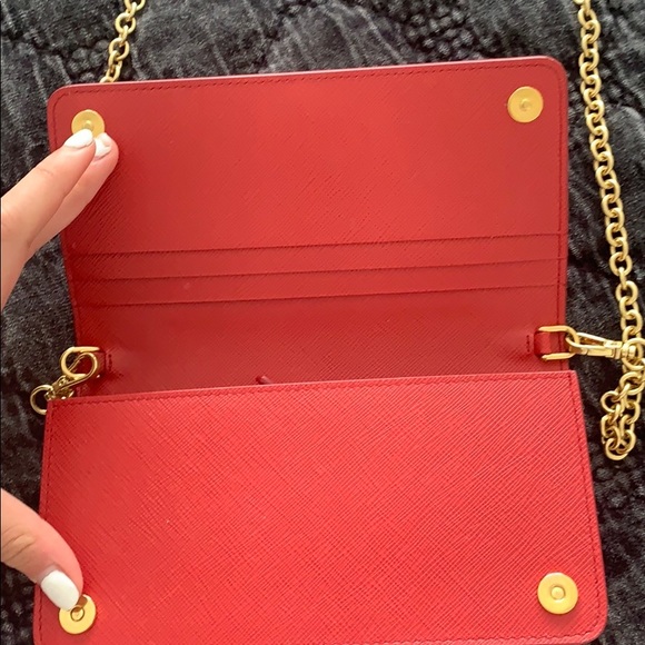 Red Prada bag! - Picture 3 of 12